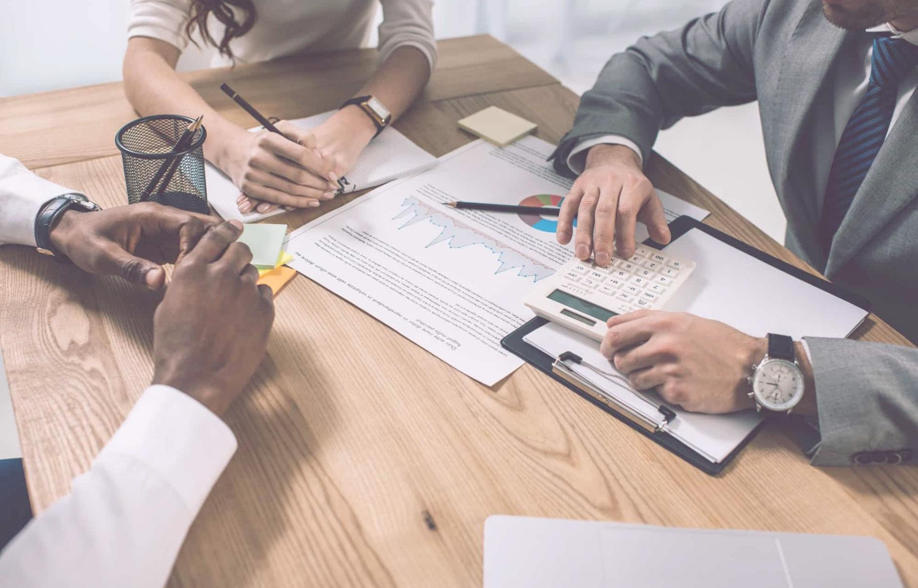 Команда преподавателей за работой